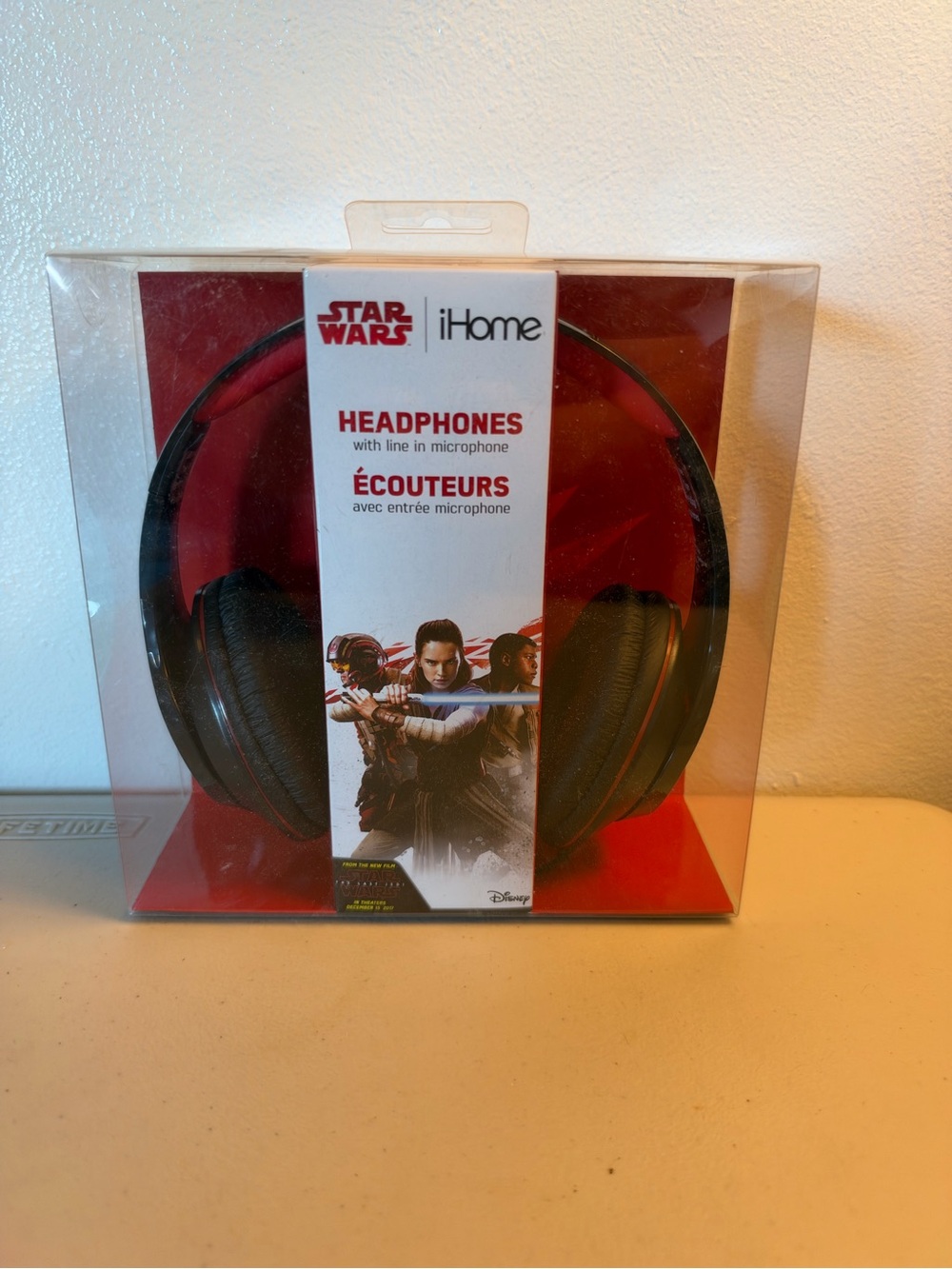 iHome Star Wars Over-Ear Headphones - Black/Red Accents
